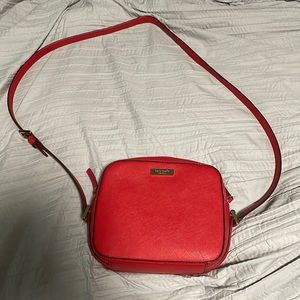 Red Kate spade crossbody